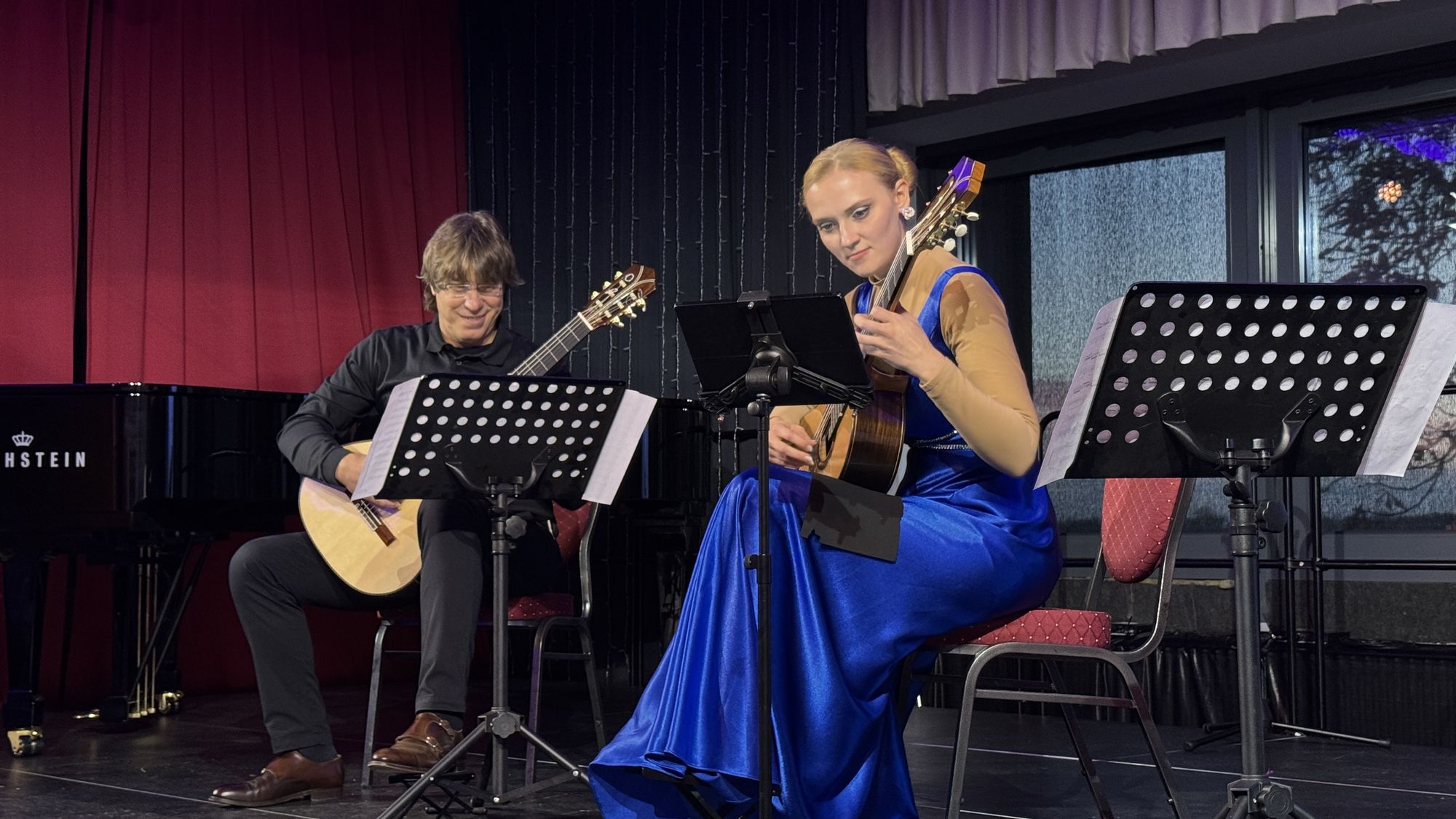 Gitarre +  Julia Trintschuk und Joaquin Clerch